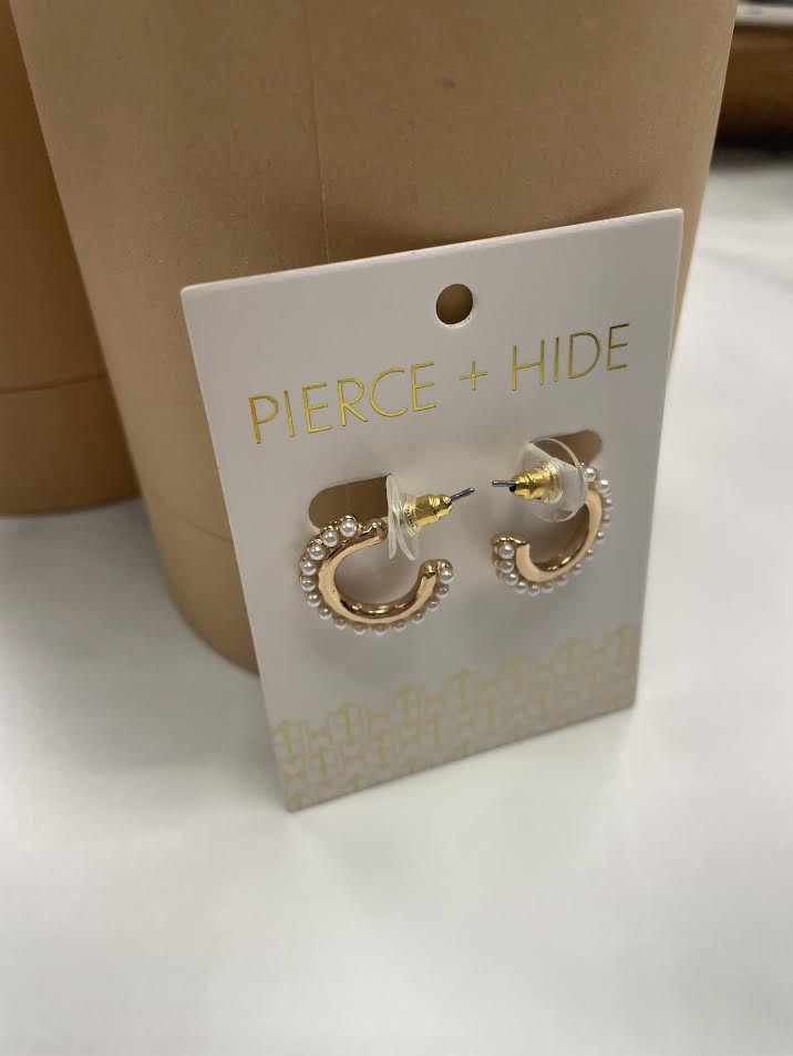 Pearl and Gold Huggie Hoop Earring