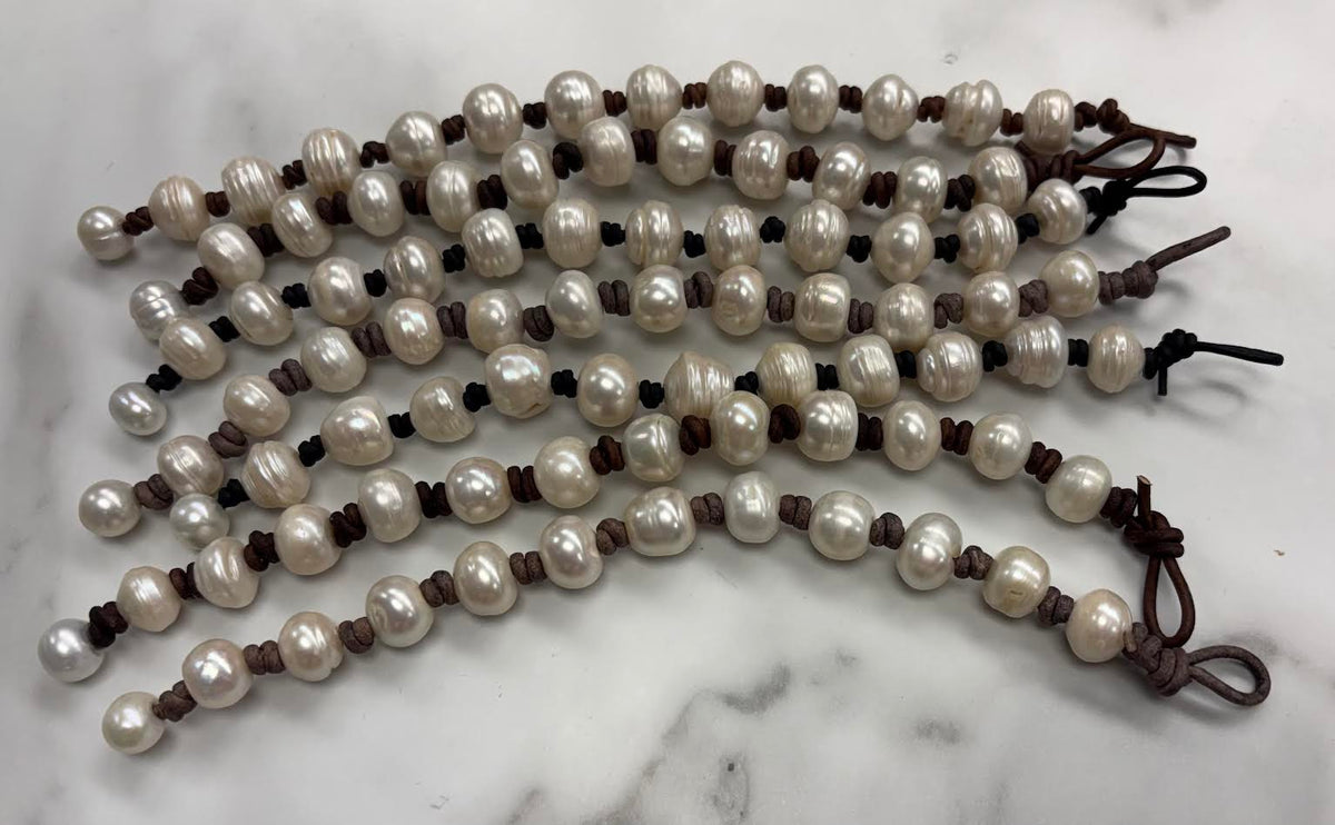 Angie Laugel Big Pearl/Leather Bracelet
