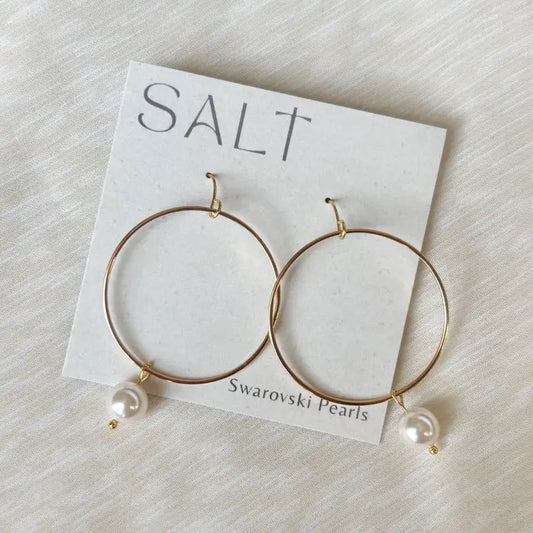 On My Way! Pearl Hoop Earrings