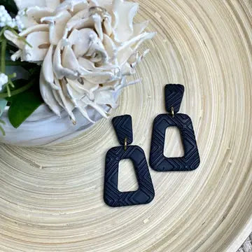 Elly Earrings